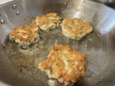 Smulkintos vištienos kotletai Žingsnis 14