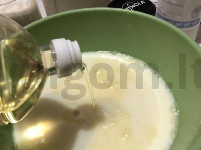 Blynai su abrikosų džemu Žingsnis 3