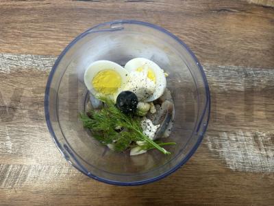 Švelnus silkės ir kiaušinio musas Žingsnis 7