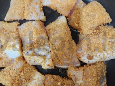 Keptas pangasijus su džiūvėsėliais Žingsnis 3