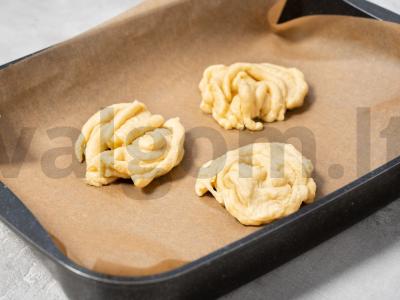 Tirpstantys sausainiai su majonezu Žingsnis 5