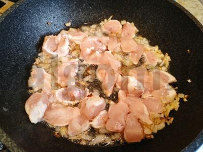 Bulguras su vištiena ir žirneliais Žingsnis 6