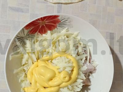 Konvertukai su vištiena ir pomidorais Žingsnis 4