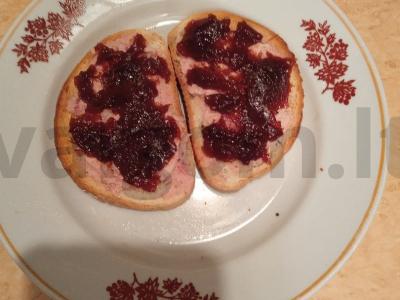 Brusketa su paštetu ir spanguolių džemu Žingsnis 3