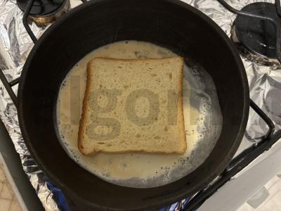 Kiaušinių sumuštinis su dešra Žingsnis 3