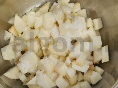 Karamelizuotų obuolių apkepas Žingsnis 4