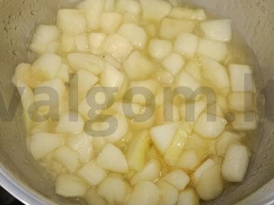 Karamelizuotų obuolių apkepas Žingsnis 5