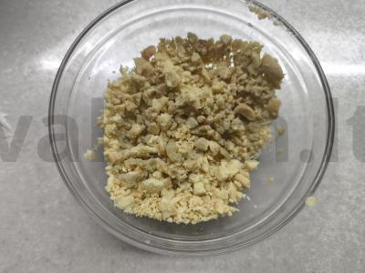 Ledai su braškių džemu ir sūdytais žemės riešutais Žingsnis 2