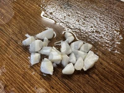 Marinuoti agurkai su jaunu česnaku Žingsnis 5