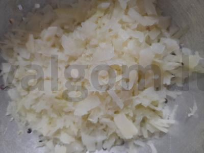 Patingėti kopūstai su jautienos faršu ir prieskoniais Žingsnis 4