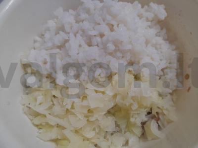 Patingėti kopūstai su jautienos faršu ir prieskoniais Žingsnis 6