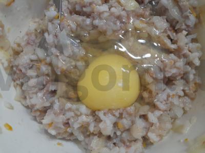 Patingėti kopūstai su jautienos faršu ir prieskoniais Žingsnis 12