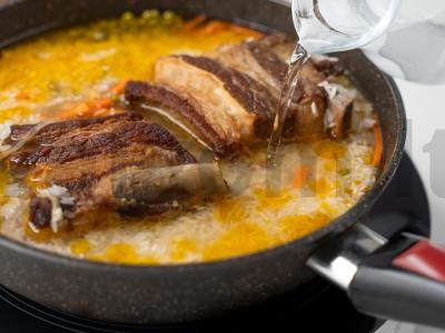 Plovas su mašu ir jautienos šonkauliais Žingsnis 6