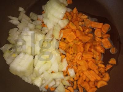 Sriuba su daržovių apkepu ir troškiniu Žingsnis 1