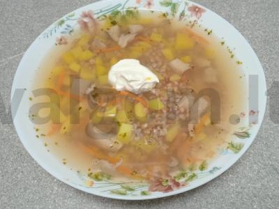 Grikių sriuba su pievagrybiais pietums pagrindine nuotrauka