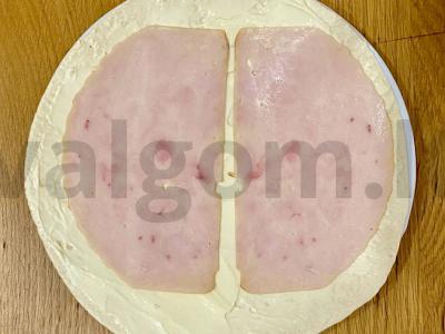 Tortilija su kalakutiena, sūriu ir agurku Žingsnis 2