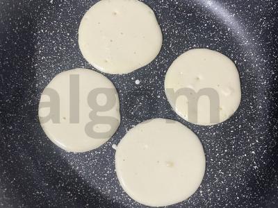 Apvalūs blynai su kefyru Žingsnis 5