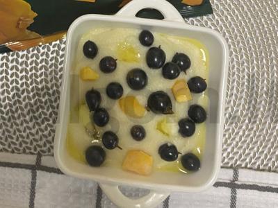 Manų košė su moliūgu ir juodaisiais serbentais Žingsnis 4