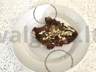 Keptas steikas su česnaku Žingsnis 3