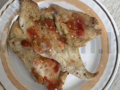 Vištiena „Kupiška“ su pomidorų tyrė pagrindine nuotrauka