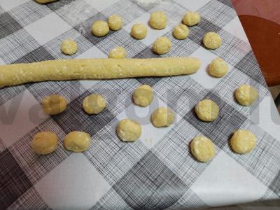 Varškės rutuliukai Žingsnis 4