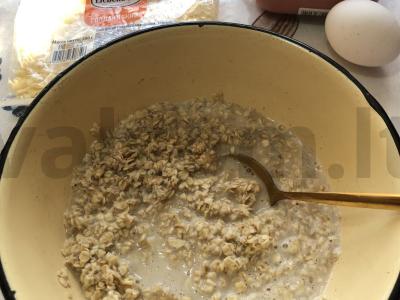 Avižiniai blynai su kumpiu ir sūriu Žingsnis 1