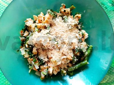 Sojų pupelių šparagai su žaliąja pupelių ir špinatų Žingsnis 3