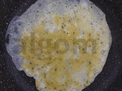 Tortilija su karbonaidu ir sūriu pusryčiams Žingsnis 4