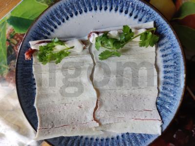 Krabų ritinys su varškės sūriu ir rūkytomis dešrelėmis Žingsnis 4