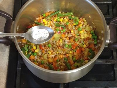 Ryžiai su daržovėmis ir sūriu Žingsnis 3