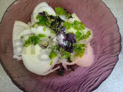 Marinuoti svogūnai su baziliku Žingsnis 4