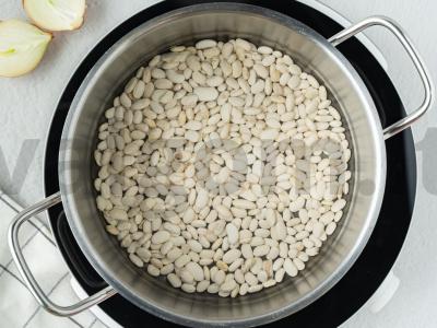 Vegetariškas pupelių sriuba Žingsnis 1