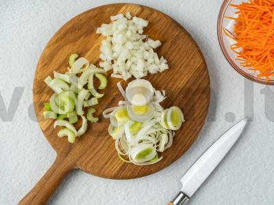 Vegetariškas pupelių sriuba Žingsnis 2