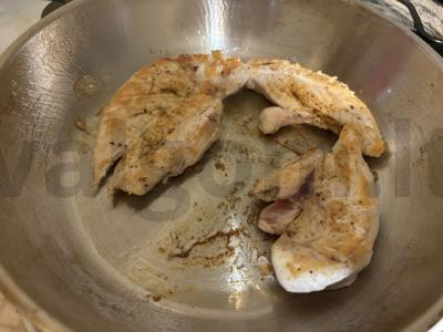 Vištienos krūtinėlė grietinės padaže Žingsnis 3