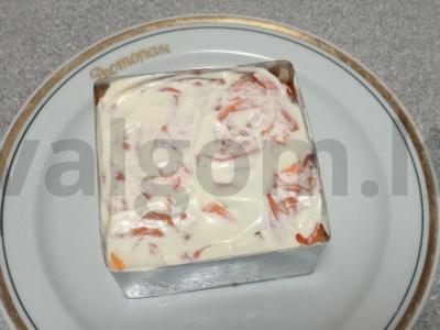 Silkė po šubė su obuoliu ir granato sėklomis Žingsnis 7