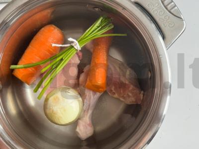 Grietinėlės sriuba su orzo makaronais Žingsnis 1