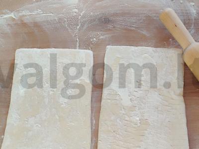 Kruasanai su braškių džemu Žingsnis 1