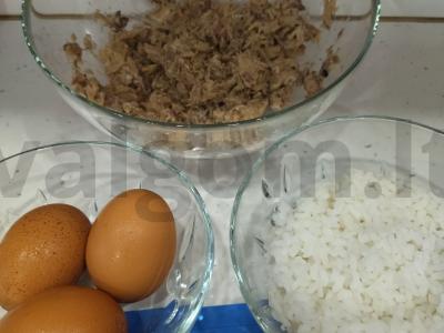 Konservuotų skumbrijų salotas Žingsnis 1