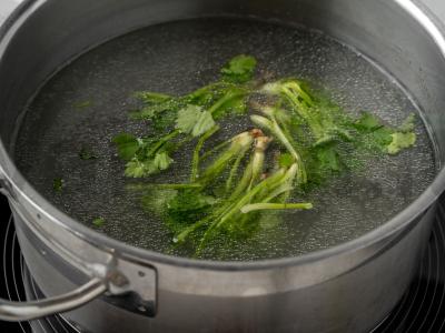 Pupelių sriuba su kalakutiena Žingsnis 3