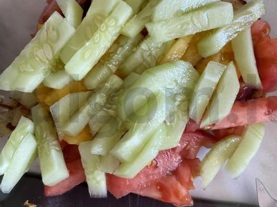 Šviežias salotas su cukinijų blynu „Paslaptis“ Žingsnis 7