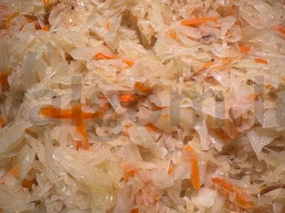 Kepiniai iš mielinės tešlos su kopūstais ir dešra Žingsnis 5