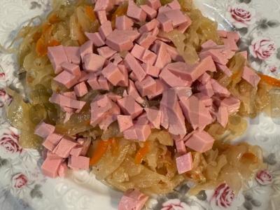 Kepiniai iš mielinės tešlos su kopūstais ir dešra Žingsnis 7