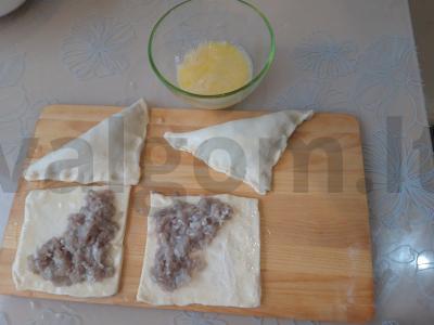 Sluoksniuoti trikampiai su mėsa Žingsnis 5