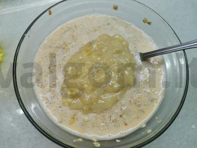 Bananų avižų blynas pusryčiams Žingsnis 3