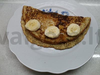 Bananų avižų blynas pusryčiams Žingsnis 6