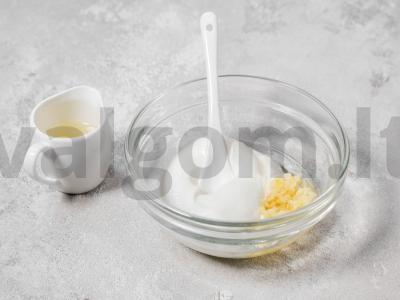 Kvinoja dubuo su avokadu ir marinuotais svogūnais Žingsnis 5