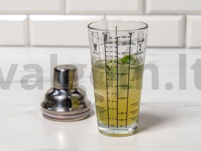 Kokteilis Basil Beauty Žingsnis 4