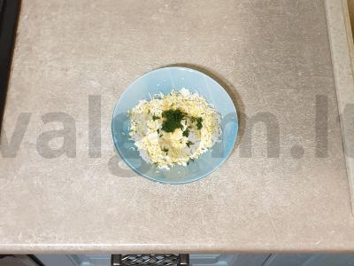 Sūrio ritinėliai su įdaru Žingsnis 4