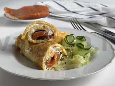 Kiaušinių ritinys su raudona žuvimi pagrindine nuotrauka