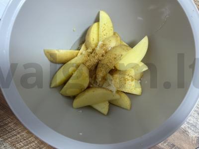 Kvapni kaimiška bulvė su česnaku Žingsnis 2